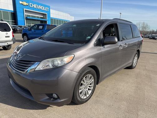 2015 Toyota Sienna XLE