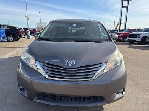 2015 Toyota Sienna XLE