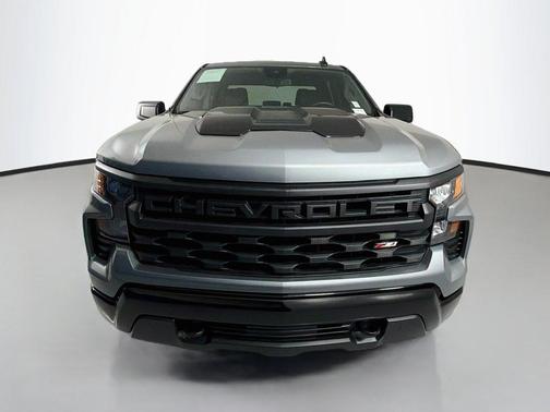 Sterling Gray Metallic 2026 Chevrolet Silverado 1500 Custom Trail Boss
