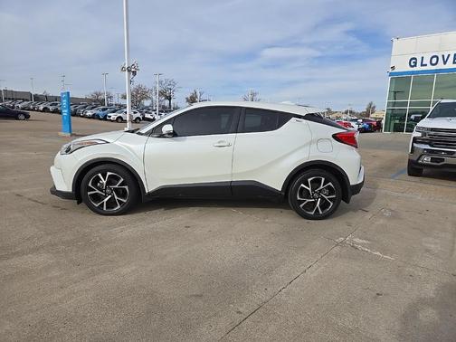 2019 Toyota C-HR XLE