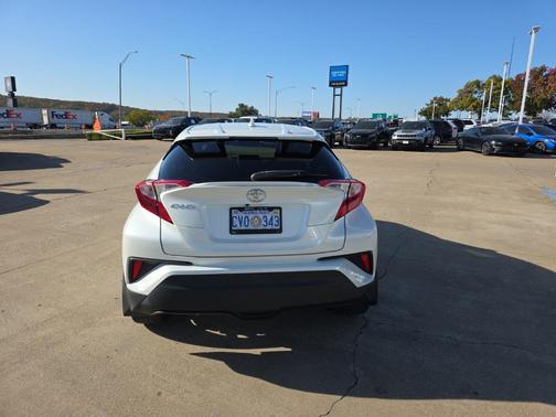 2019 Toyota C-HR XLE