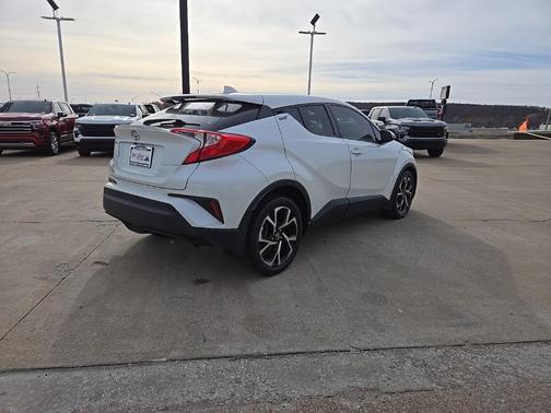 2019 Toyota C-HR XLE