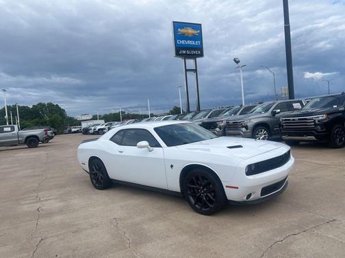White Knuckle Clearcoat 2021 Dodge Challenger SXT