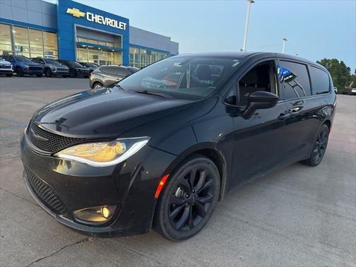 2018 Chrysler Pacifica Touring Plus