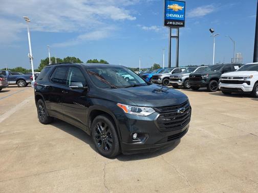 2021 Chevrolet Traverse RS