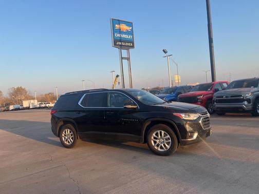 2021 Chevrolet Traverse LT Cloth