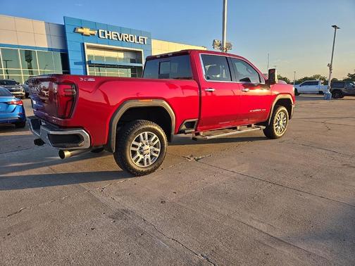 2024 GMC Sierra 2500 SLT