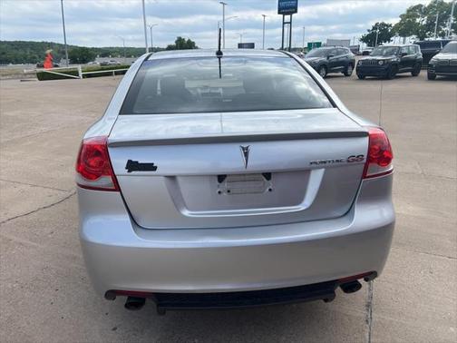 2009 Pontiac G8 Base