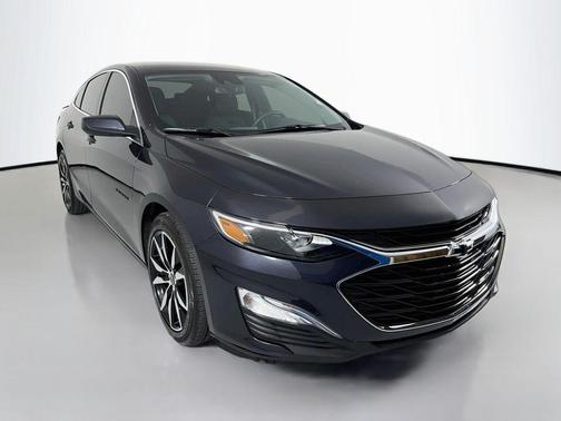 Dark Ash Metallic 2023 Chevrolet Malibu FWD RS