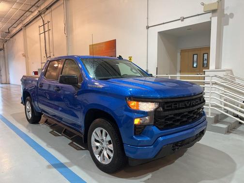 2024 Chevrolet Silverado 1500 Custom