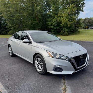 2020 Nissan Altima S FWD