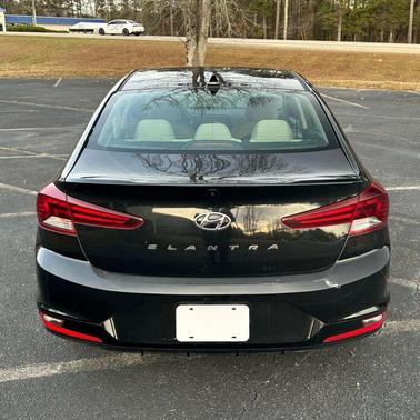 2019 Hyundai ELANTRA Value Edition