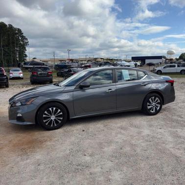 2022 Nissan Altima S FWD