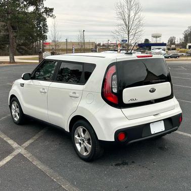 2017 Kia Soul Base