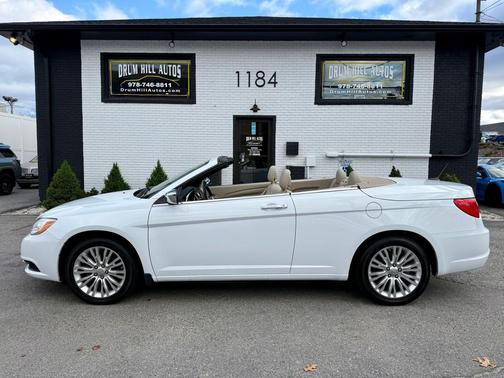 White 2011 Chrysler 200 Limited