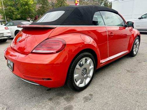 2018 Volkswagen Beetle 2.0T SE