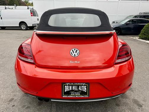 2018 Volkswagen Beetle 2.0T SE