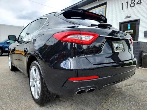 2017 Maserati Levante Base