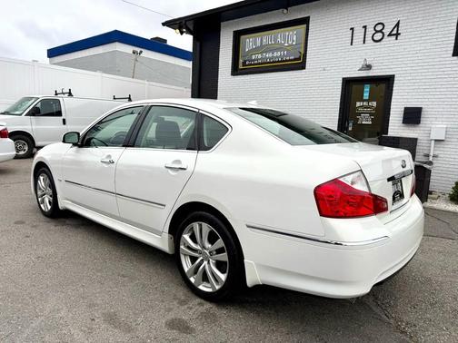 2010 INFINITI M35x Base