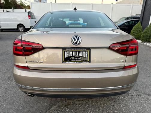 2017 Volkswagen Passat 1.8T SE