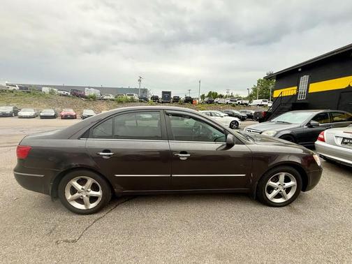 Willow Gray 2009 Hyundai SONATA Limited