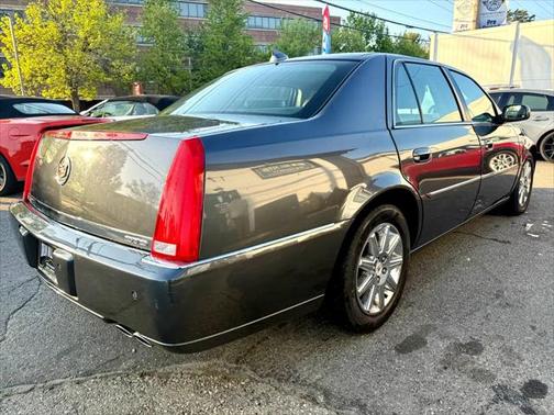 2010 Cadillac DTS Premium Collection