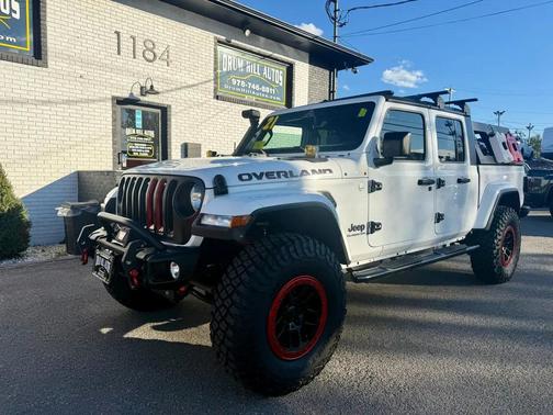 Bright White Clearcoat 2021 Jeep Gladiator Sport S