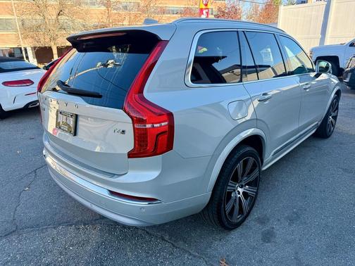 2022 Volvo XC90 T6 Inscription