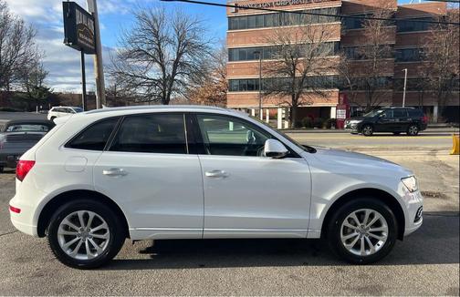 2016 Audi Q5 2.0T Premium Plus