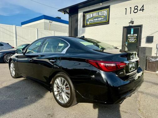 Black 2018 INFINITI Q50 2.0t LUXE