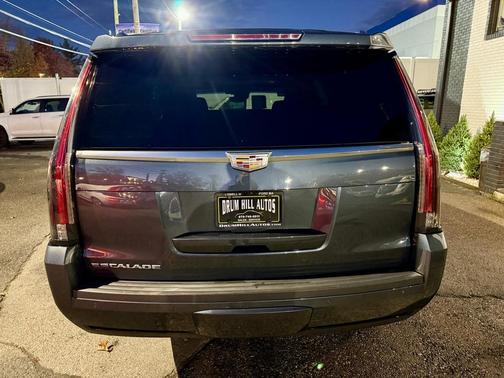 2020 Cadillac Escalade Luxury