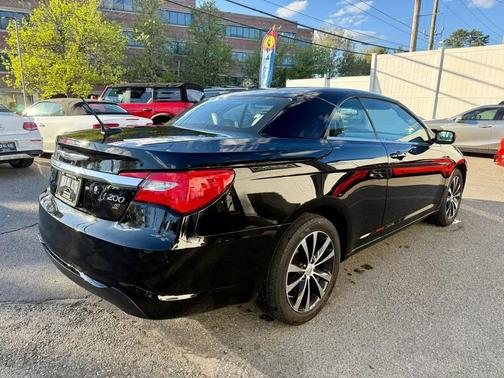 Black Clearcoat 2012 Chrysler 200 S