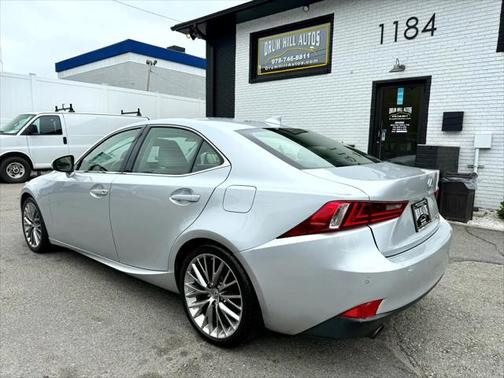 2015 Lexus IS 250 Crafted Line