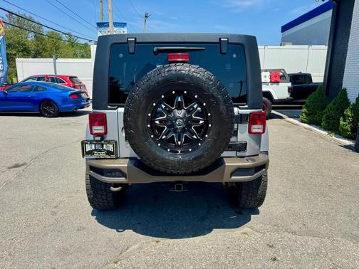 Billet Silver Metallic Clearcoat 2016 Jeep Wrangler Unlimited Sahara