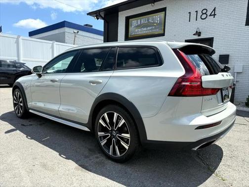 2020 Volvo V60 Cross Country T5