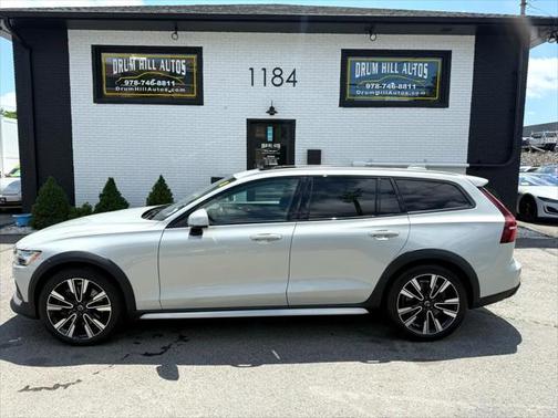 2020 Volvo V60 Cross Country T5