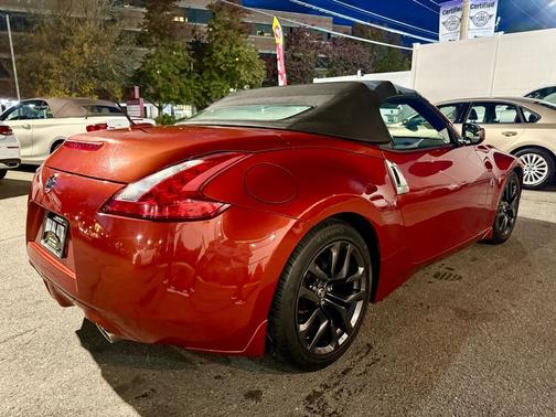 2016 Nissan 370Z Base