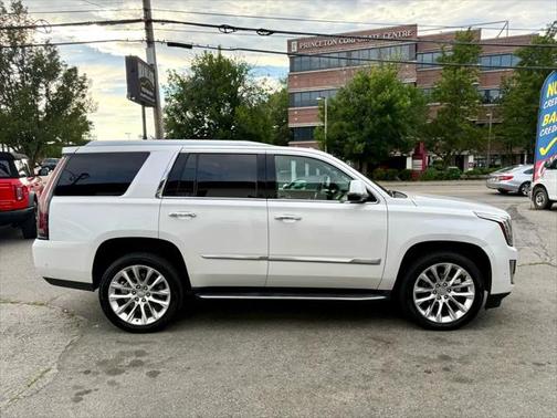 2018 Cadillac Escalade Luxury
