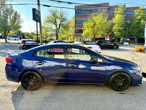 2017 Subaru Impreza 2.0i