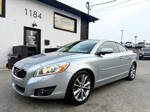 2011 Volvo C70 T5
