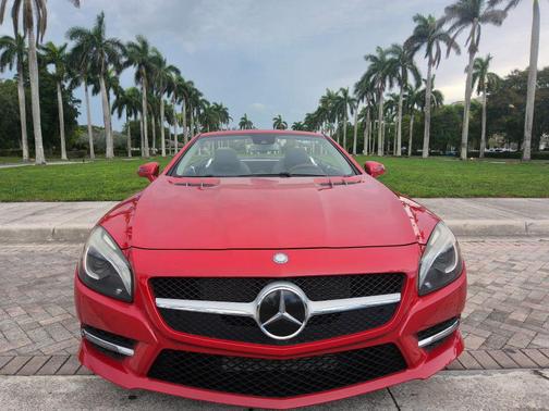 2013 Mercedes-Benz SL-Class SL 550 Roadster 2D