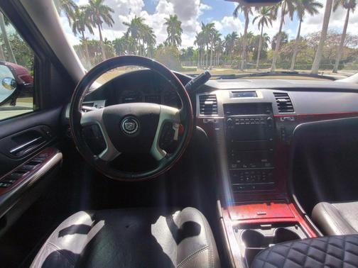 2007 Cadillac Escalade Sport