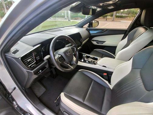 2024 Lexus NX 250 Base