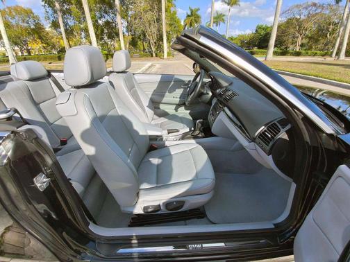 2011 BMW 128 128i Convertible 2D