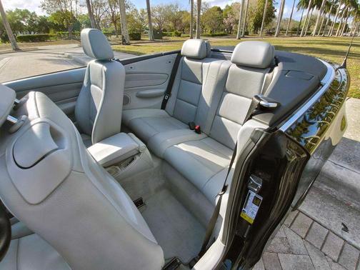 2011 BMW 128 128i Convertible 2D