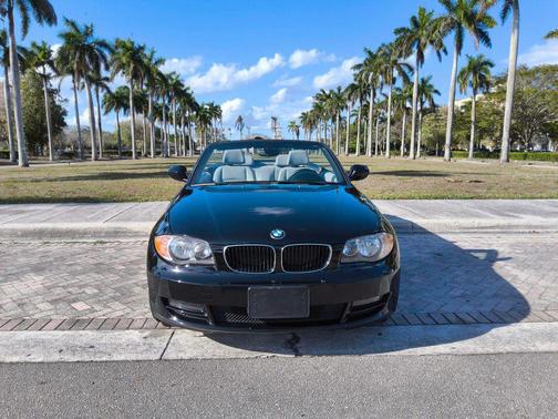 2011 BMW 128 128i Convertible 2D