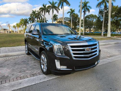 2016 Cadillac Escalade Luxury