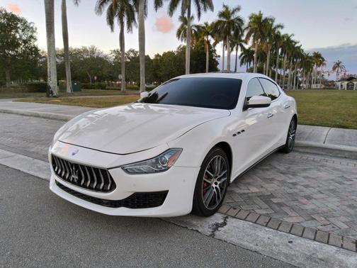 2018 Maserati Ghibli S Q4