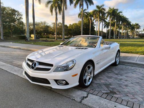 2009 Mercedes-Benz SL-Class SL 550 Roadster 2D