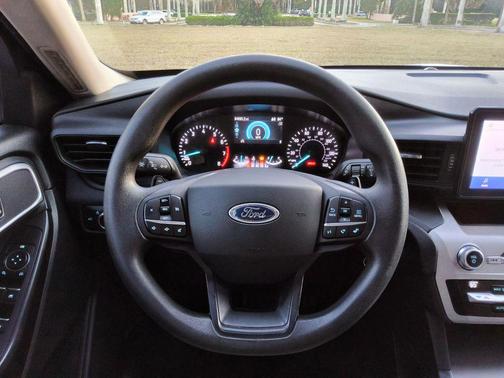 2020 Ford Explorer Sport Utility 4D